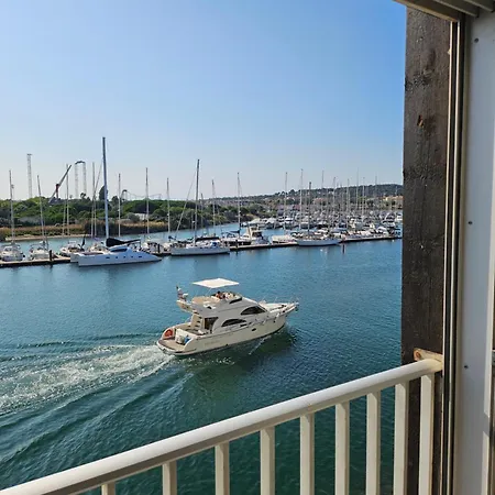 La Vue Et Port * Agde